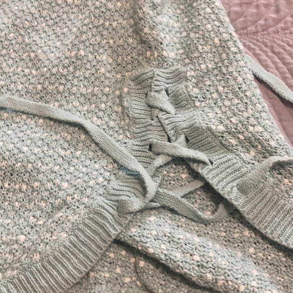 Sweater - Picture 3 of 3